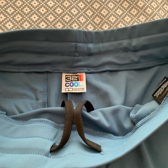 NWT Mens athletic shorts grey and blue. Size Large. - Picture 6 of 14